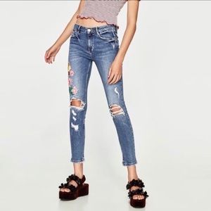 Zara Floral Embroidery Distressed Skinny Jean